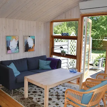 Holiday With Fireplace V * Jerup
